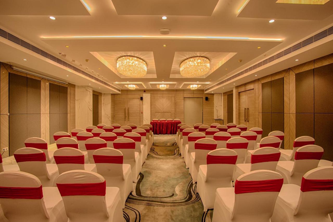 Sunhill Portico Hotell Siliguri Eksteriør bilde