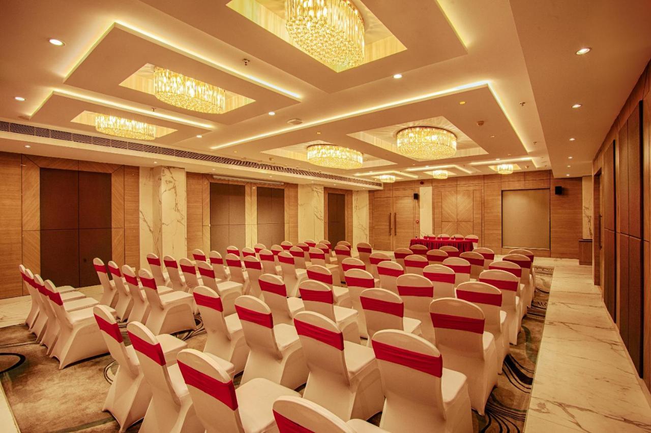 Sunhill Portico Hotell Siliguri Eksteriør bilde