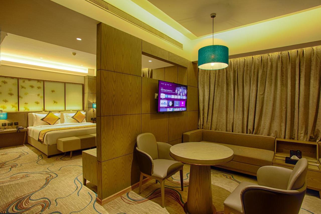 Sunhill Portico Hotell Siliguri Eksteriør bilde