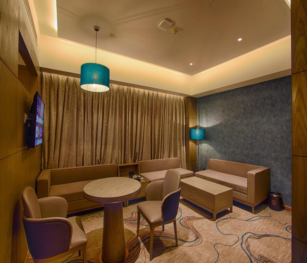 Sunhill Portico Hotell Siliguri Eksteriør bilde