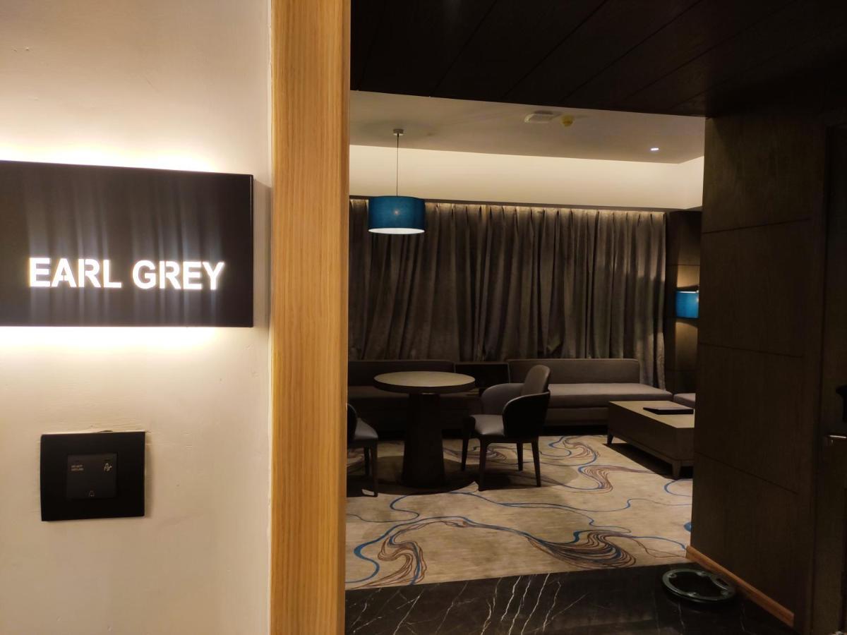 Sunhill Portico Hotell Siliguri Eksteriør bilde