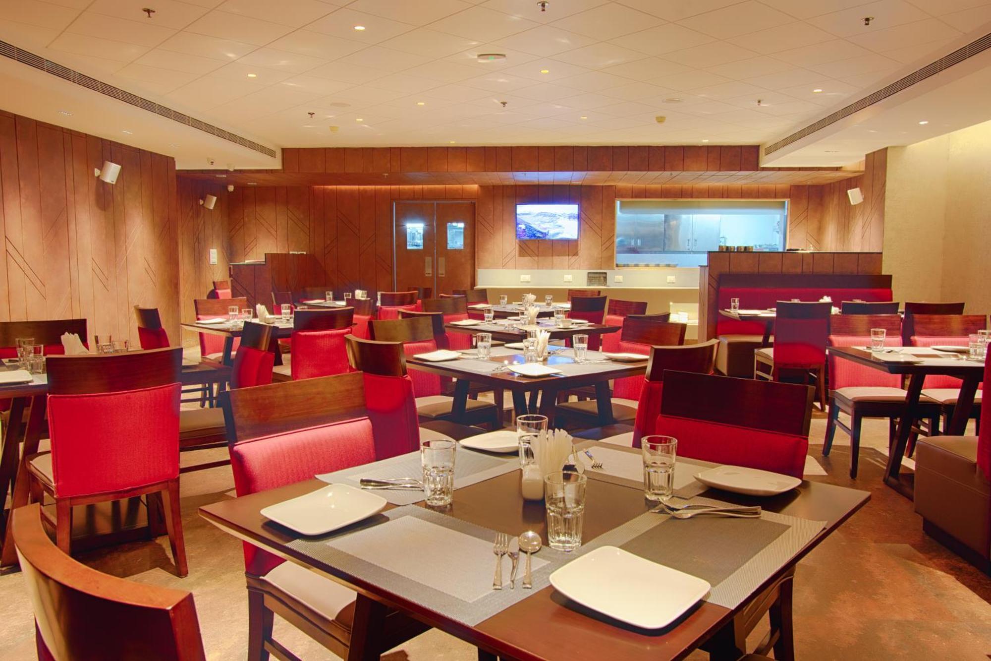 Sunhill Portico Hotell Siliguri Eksteriør bilde